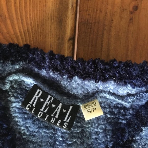 soft sweater - Picture 2 of 4